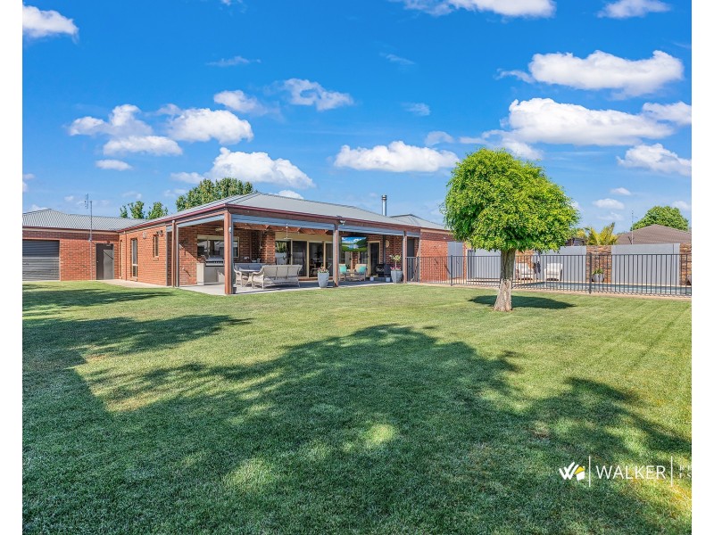 3 McLennan Close, Kyabram VIC 3620