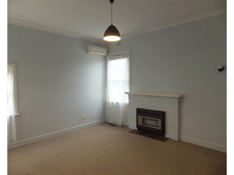 74 Fenaughty Street, Kyabram VIC 3620