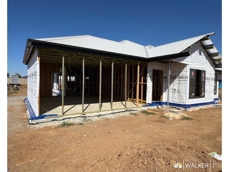 30 Walla Loop, Kyabram VIC 3620