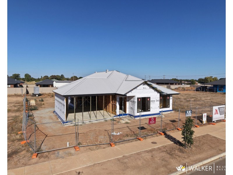 30 Walla Loop, Kyabram VIC 3620