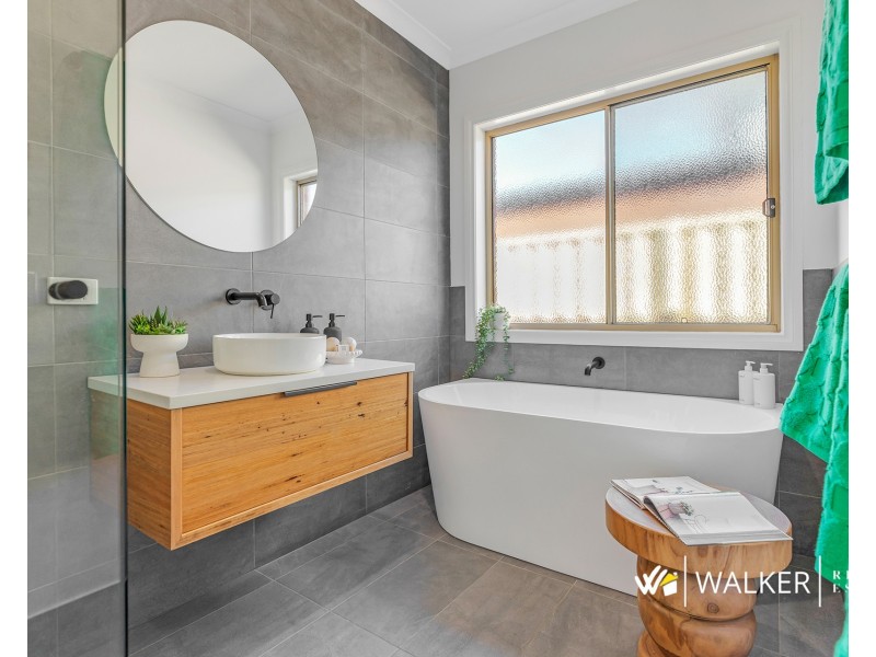 3 McLennan Close, Kyabram VIC 3620