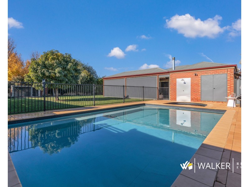 3 McLennan Close, Kyabram VIC 3620