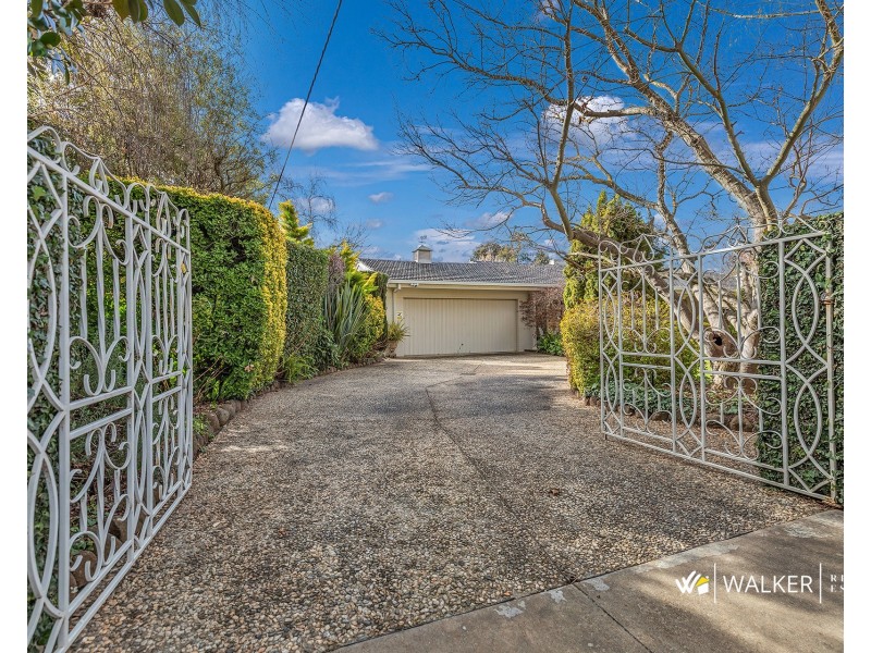 9 Jacaranda Avenue, Kyabram VIC 3620