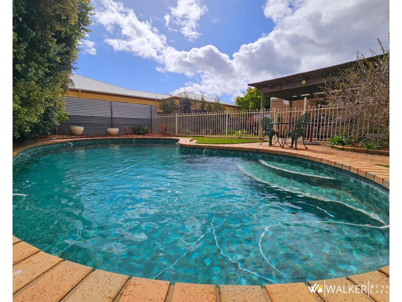 14 Tehan Avenue, Kyabram VIC 3620