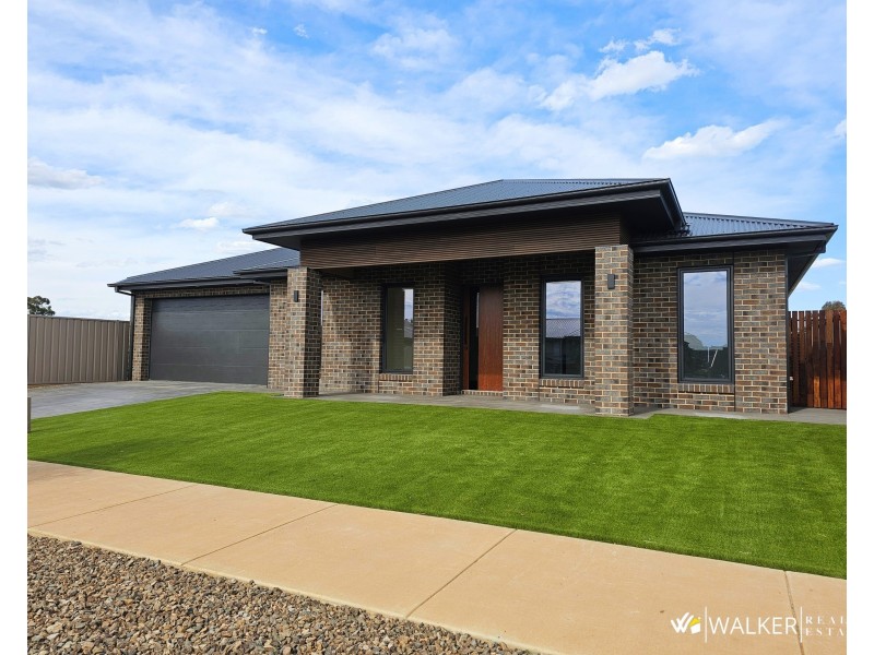 24 Walla Loop, Kyabram VIC 3620