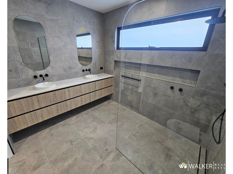 24 Walla Loop, Kyabram VIC 3620