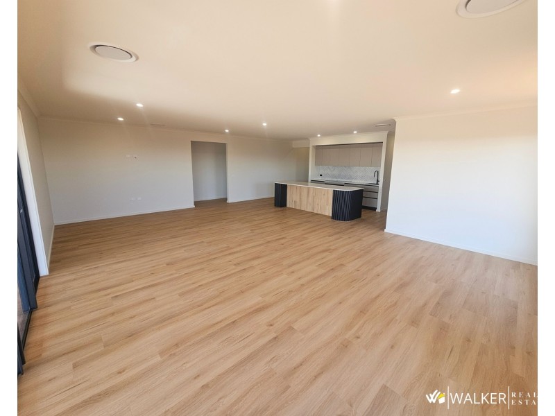 24 Walla Loop, Kyabram VIC 3620