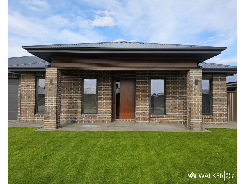 24 Walla Loop, Kyabram VIC 3620