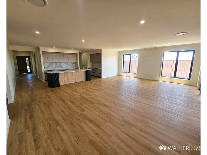 24 Walla Loop, Kyabram VIC 3620