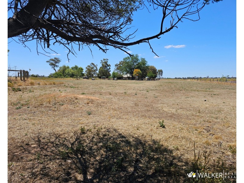 811 White Road, Girgarre VIC 3624