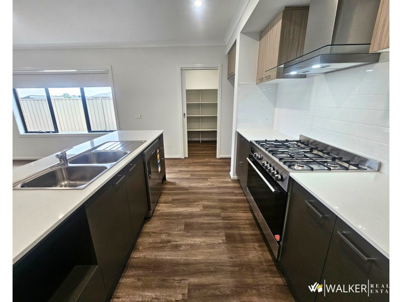 43 Biyala Circuit, Kyabram VIC 3620
