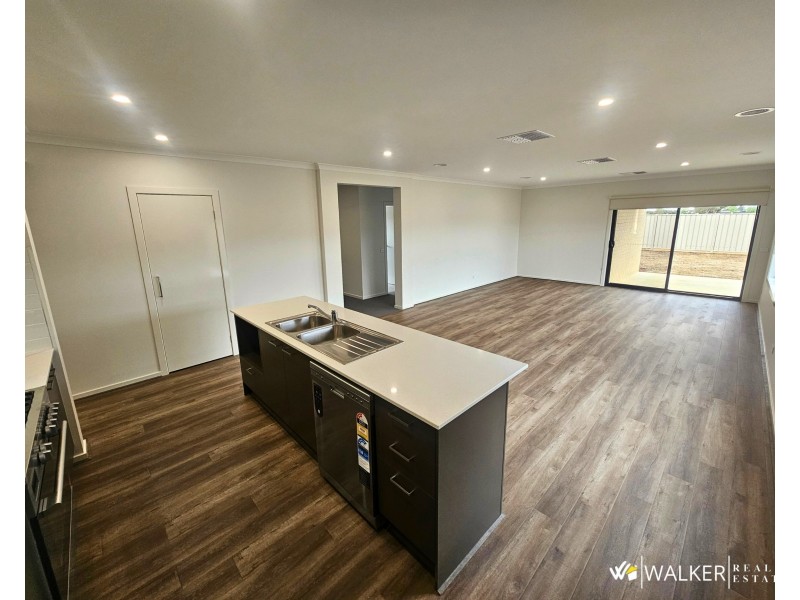 43 Biyala Circuit, Kyabram VIC 3620