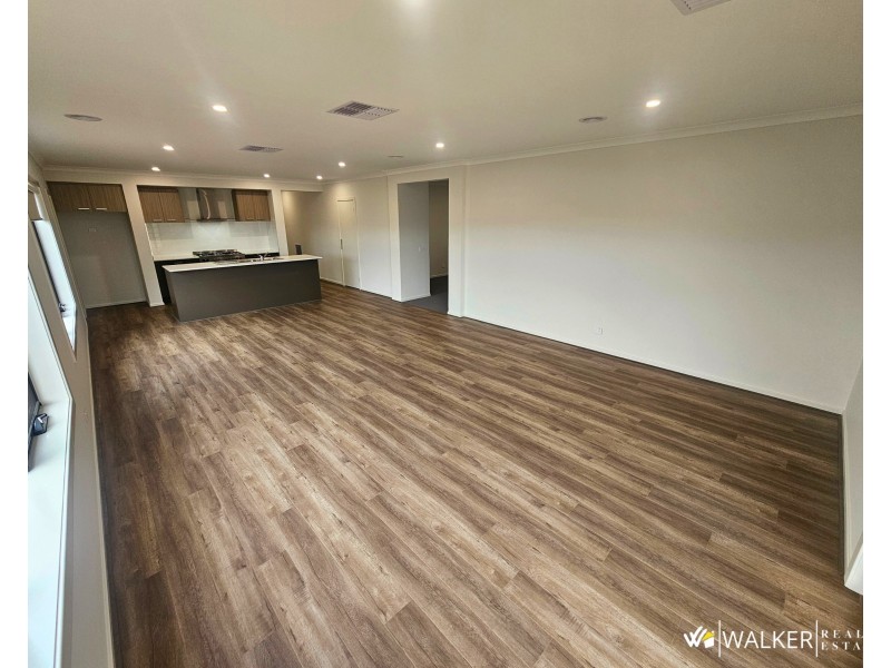 43 Biyala Circuit, Kyabram VIC 3620