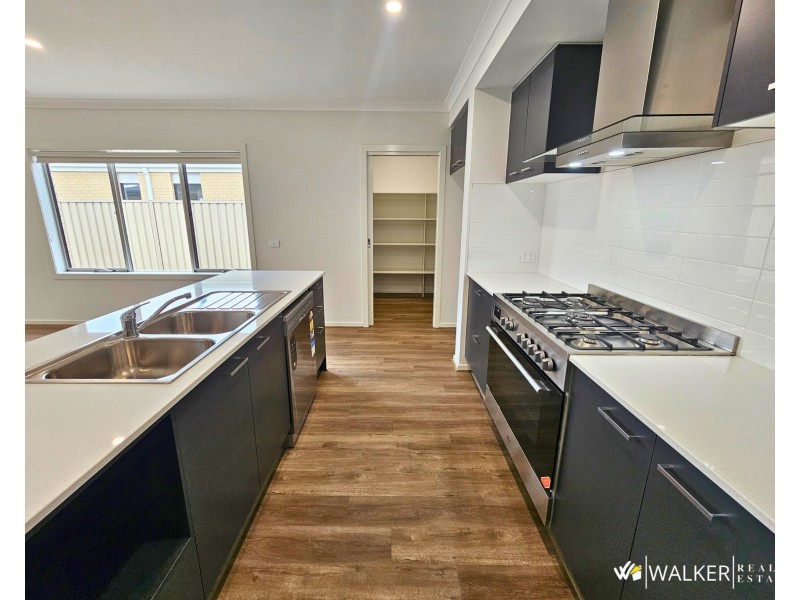 49 Biyala Circuit, Kyabram VIC 3620