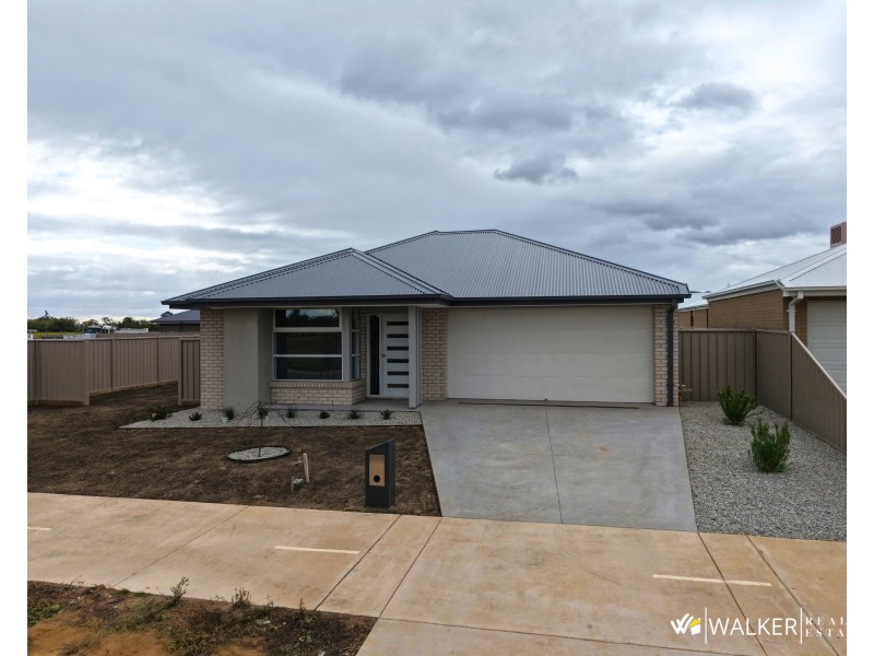 49 Biyala Circuit, Kyabram VIC 3620
