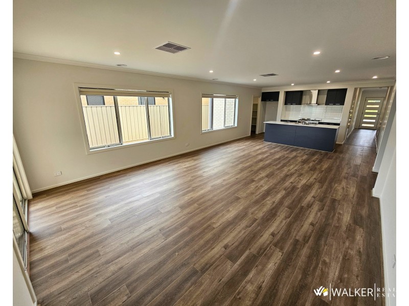 49 Biyala Circuit, Kyabram VIC 3620