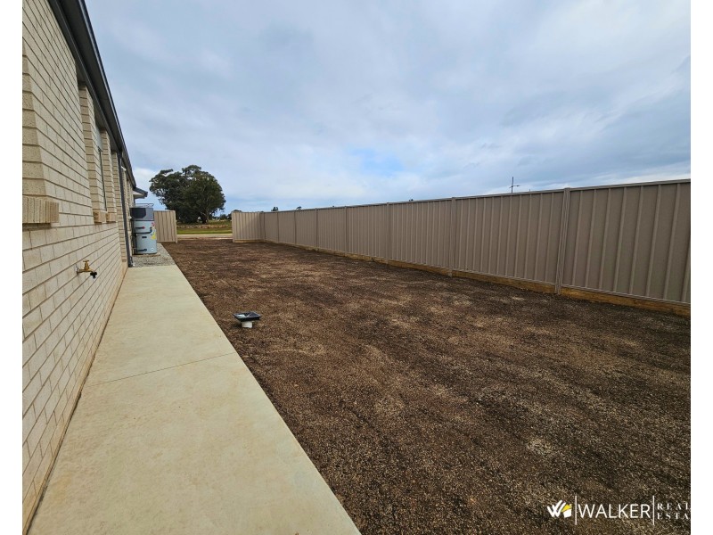 49 Biyala Circuit, Kyabram VIC 3620