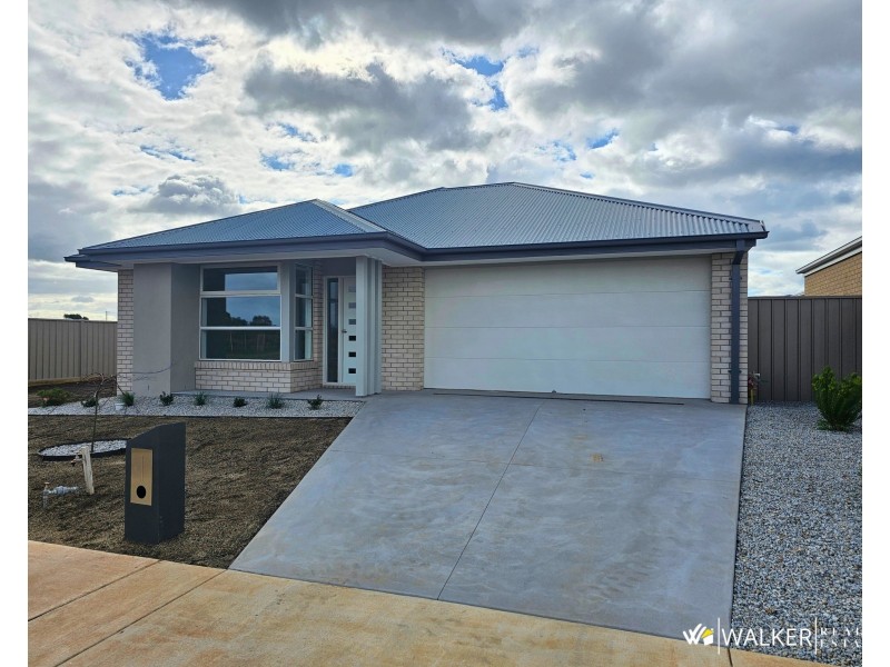 49 Biyala Circuit, Kyabram VIC 3620