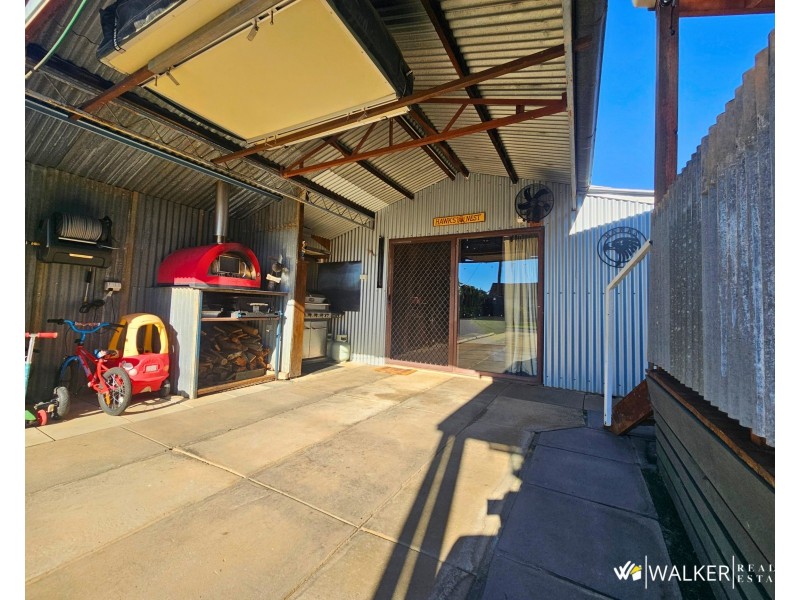 23 Lynton Crescent, Kyabram VIC 3620