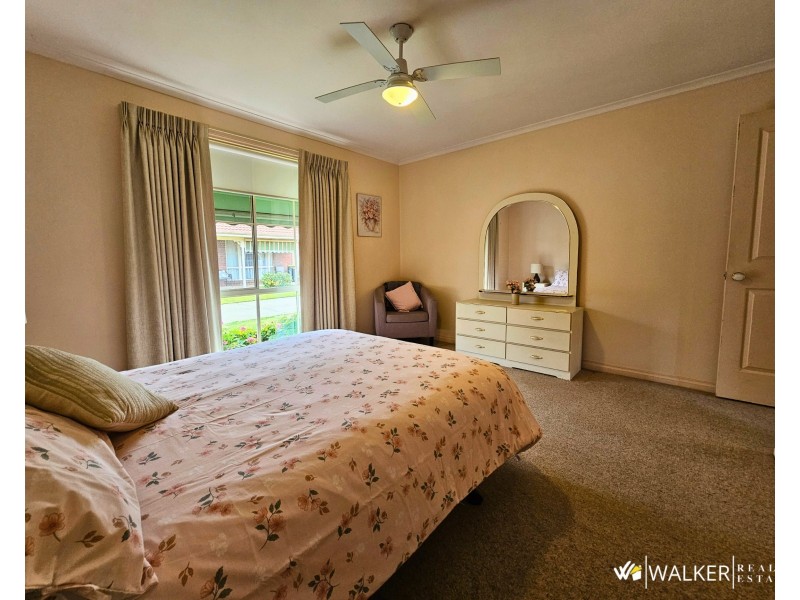 2/134-136 Fenaughty Street, Kyabram VIC 3620