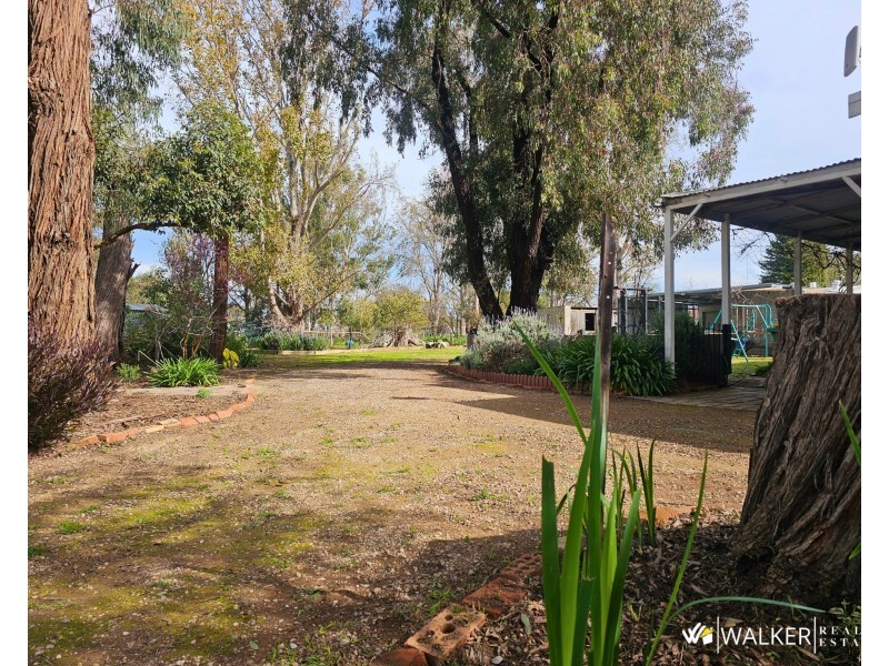 3297 Graham Road, Nanneella VIC 3561