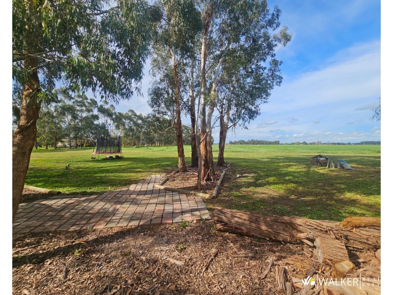 3297 Graham Road, Nanneella VIC 3561