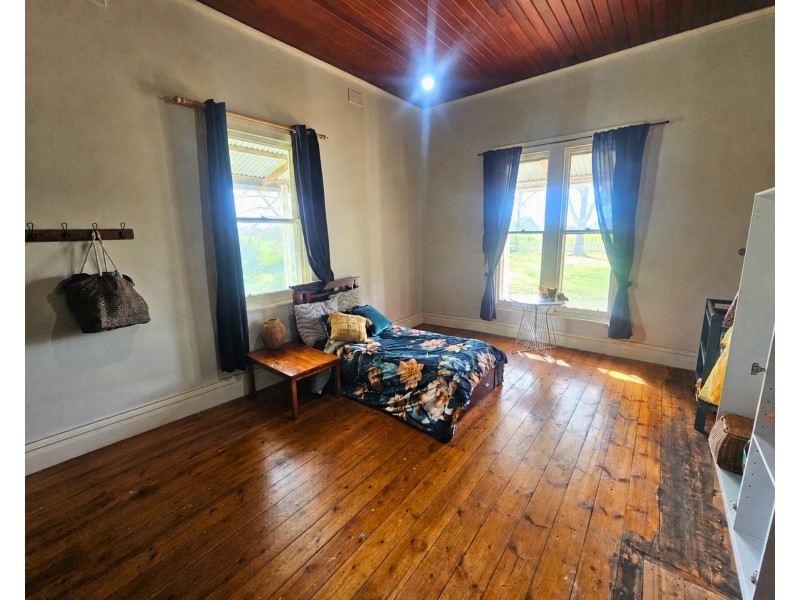 3297 Graham Road, Nanneella VIC 3561