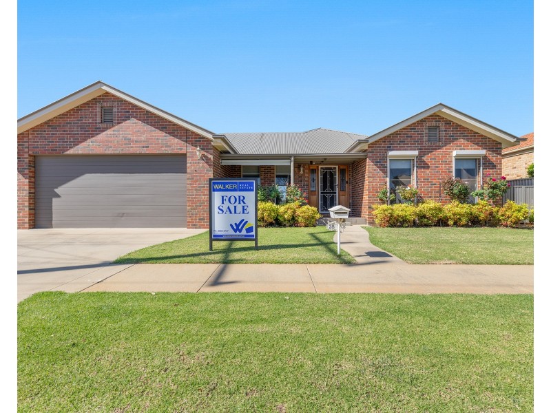 28 Fenaughty Street, Kyabram VIC 3620