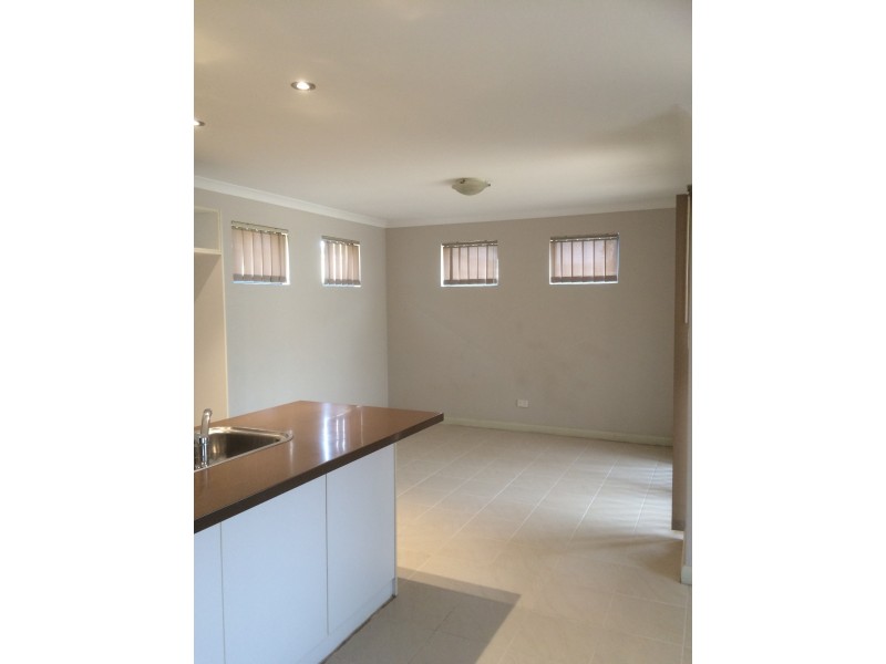 11/31 Barfield Road, Hammond Park WA 6164