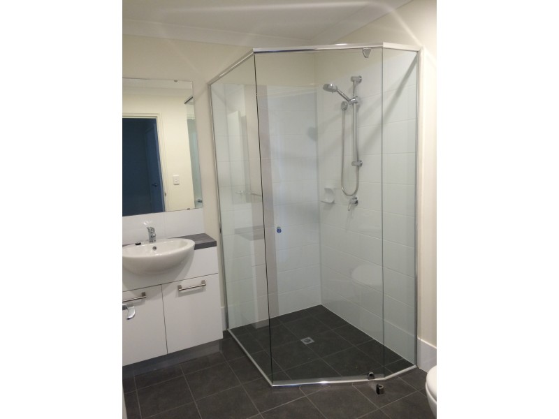 6/1 Esteem Lane, Atwell WA 6164