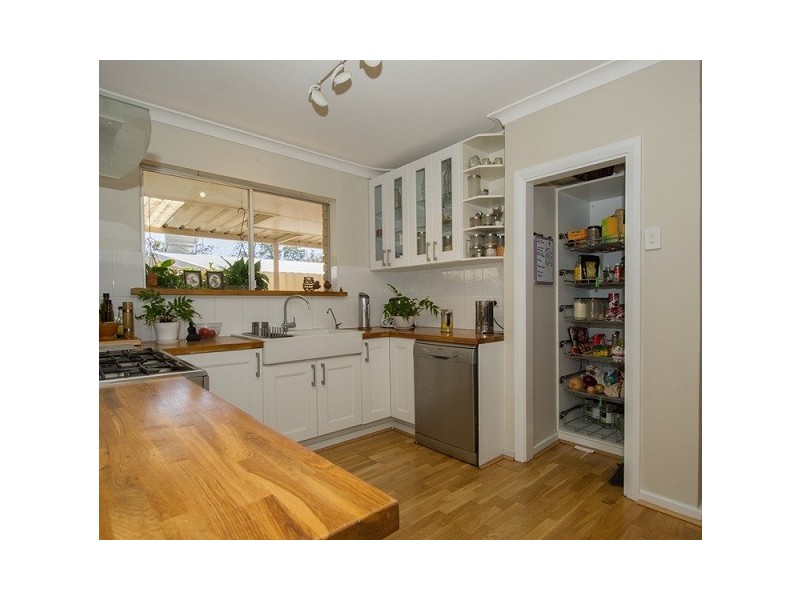 7 Ashbourne Way, Hamilton Hill WA 6163