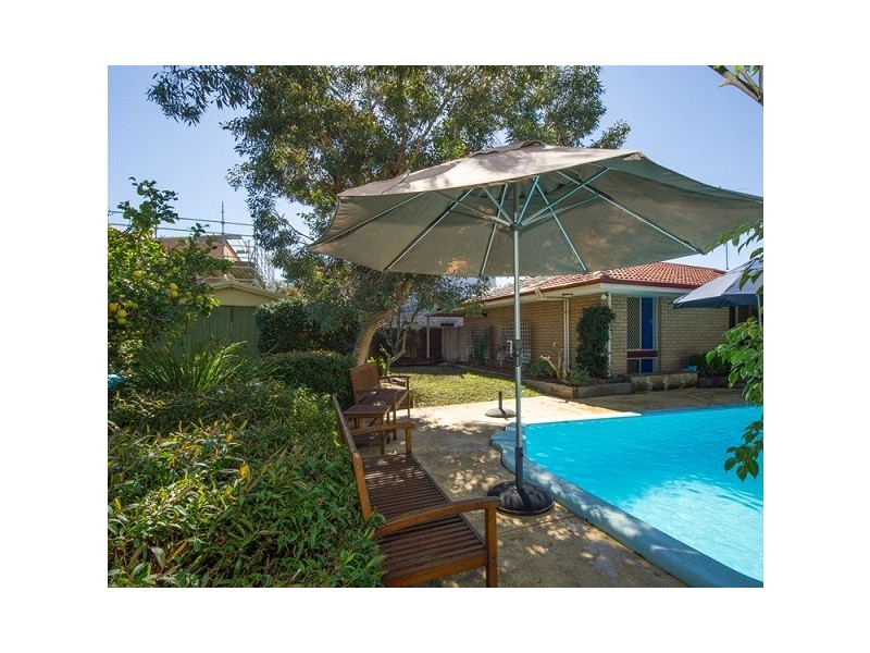 7 Ashbourne Way, Hamilton Hill WA 6163