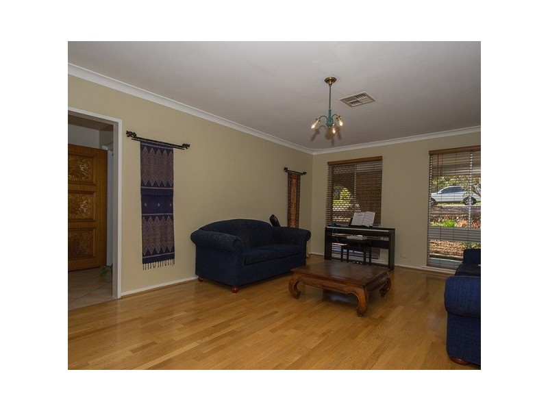 7 Ashbourne Way, Hamilton Hill WA 6163