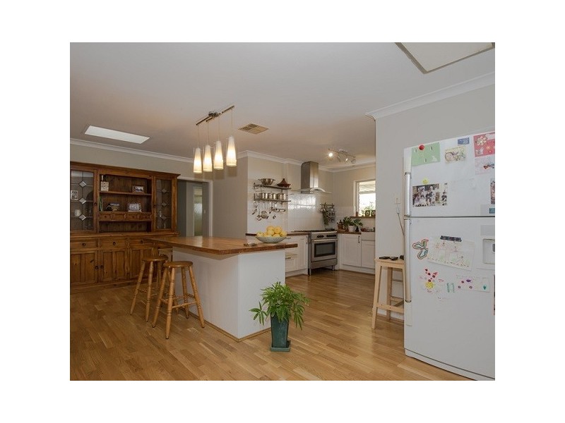 7 Ashbourne Way, Hamilton Hill WA 6163