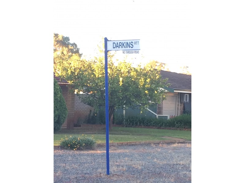 13 Darkins Retreat, Parmelia WA 6167