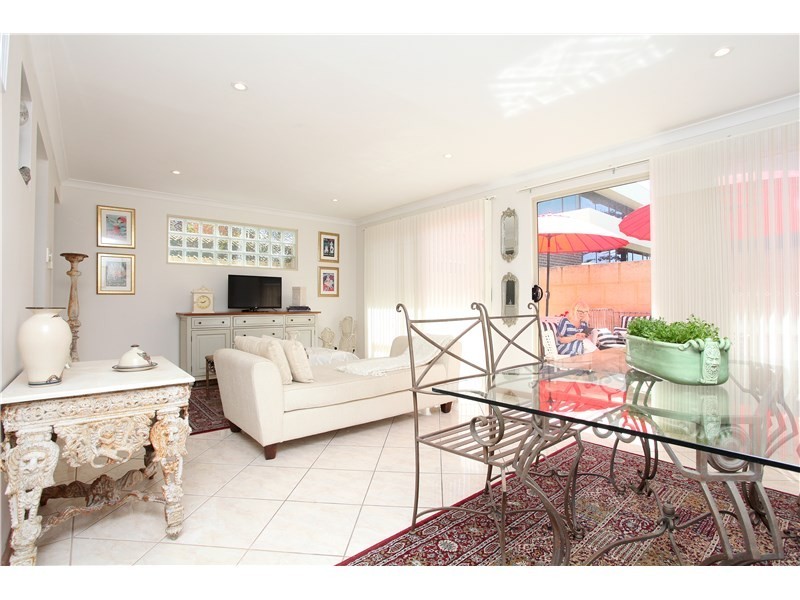 2/10 Suffolk Street, Fremantle WA 6160