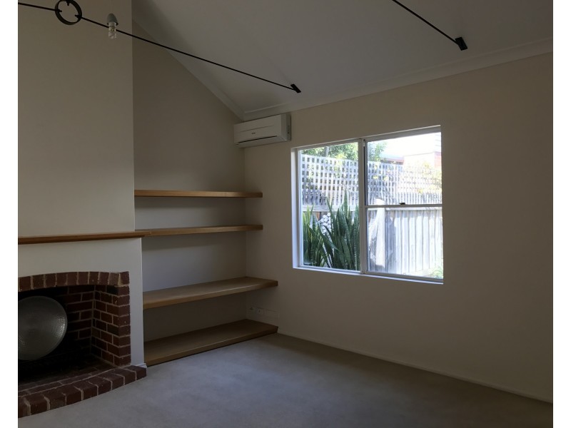 19 Wardie Street, South Fremantle WA 6162