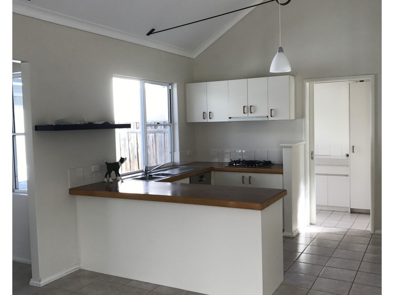 19 Wardie Street, South Fremantle WA 6162