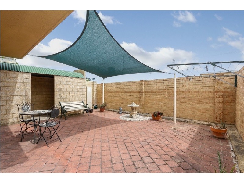 4/14 Boyd Crescent, Hamilton Hill WA 6163