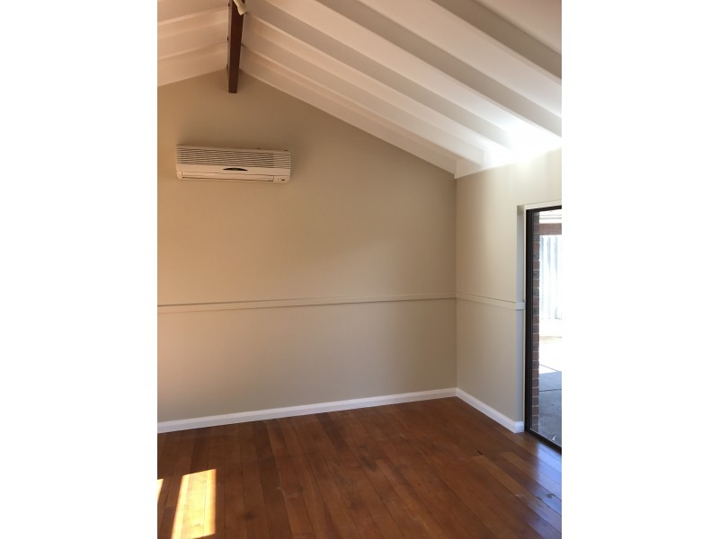 20 Quickly Crescent, Hamilton Hill WA 6163