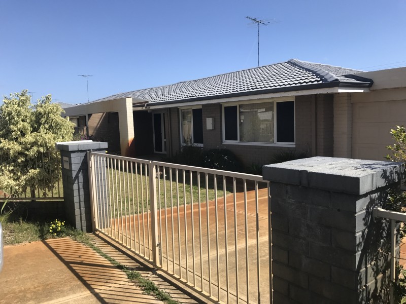 1 Harfleur Place, Hamilton Hill WA 6163