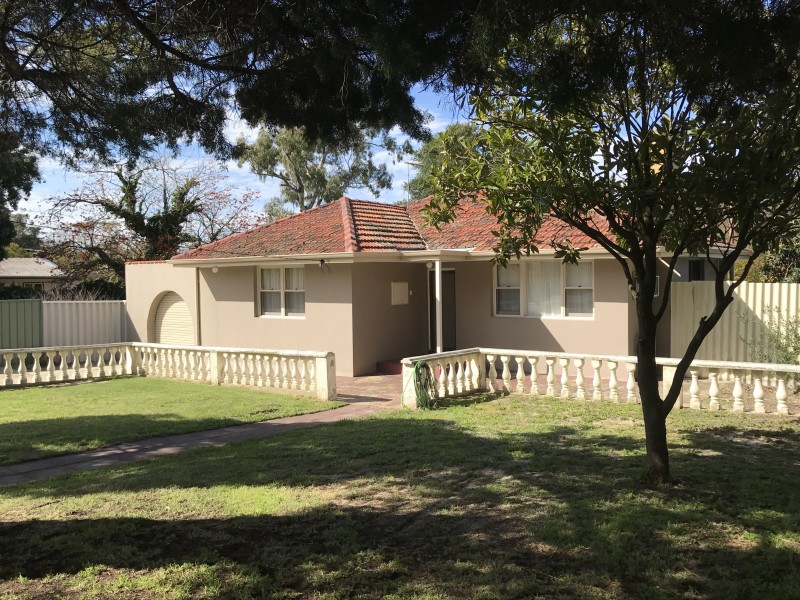 5 Greig Street, Willagee WA 6156