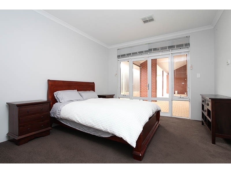 A/13 Clara, Hamilton Hill WA 6163