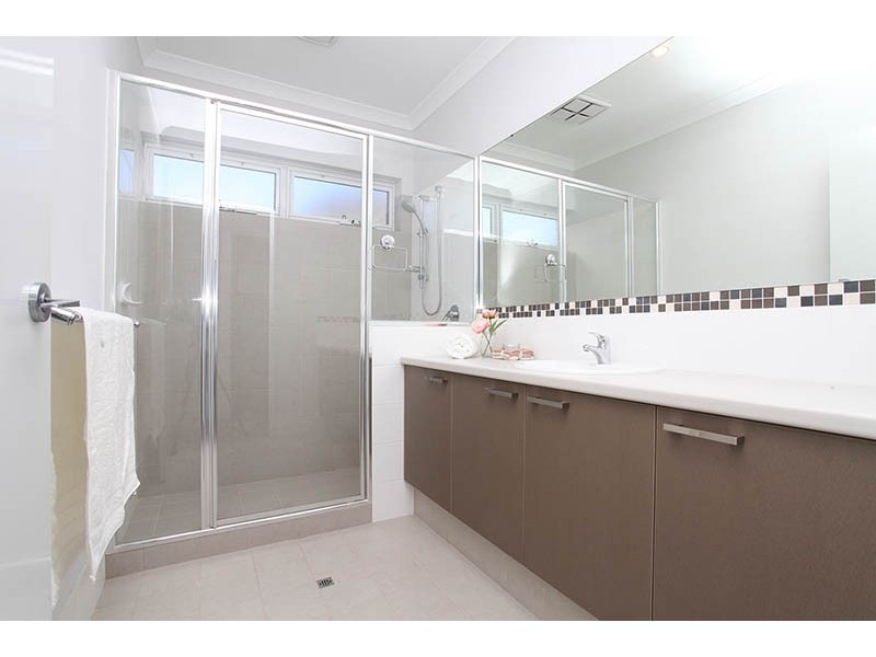 A/13 Clara, Hamilton Hill WA 6163