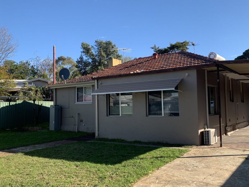 5 Greig Street, Willagee WA 6156