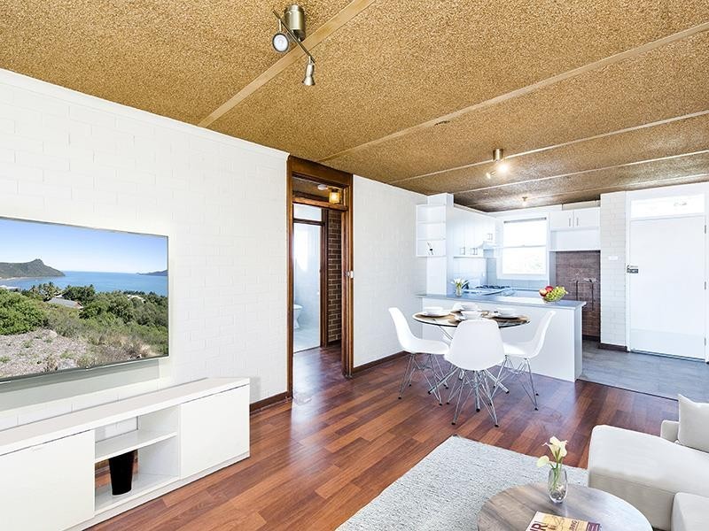 21/221 Clontarf Road, Hamilton Hill WA 6163