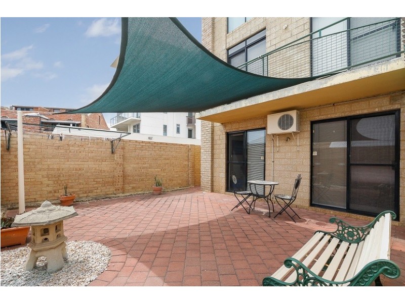 4/14 Boyd Crescent, Hamilton Hill WA 6163