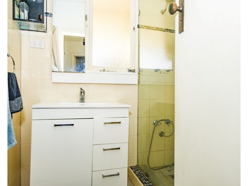 6 Bitton Street, Hamilton Hill WA 6163