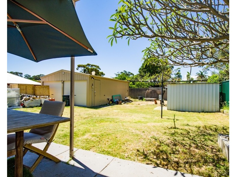 6 Bitton Street, Hamilton Hill WA 6163