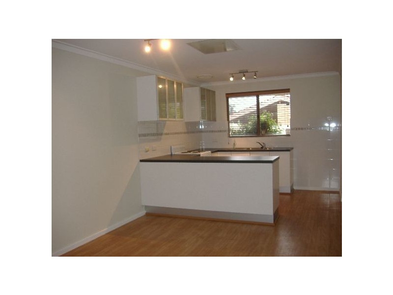 7/18 Money Road, Attadale WA 6156